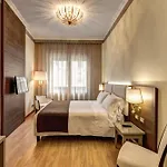 Romana Hotel 4*