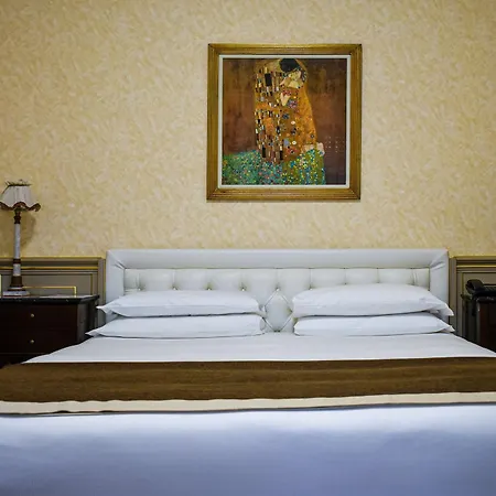 Otel Romana 4*