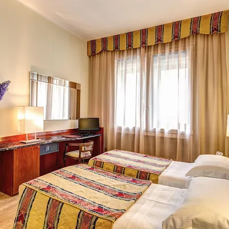 Otel Romana