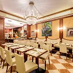 Romana 4* Milánó