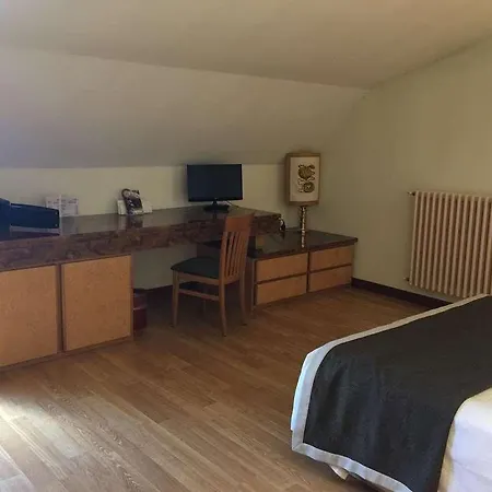 Romana Отель Милан