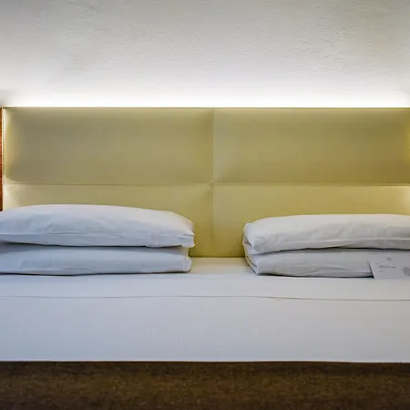 Romana Hotel 4*